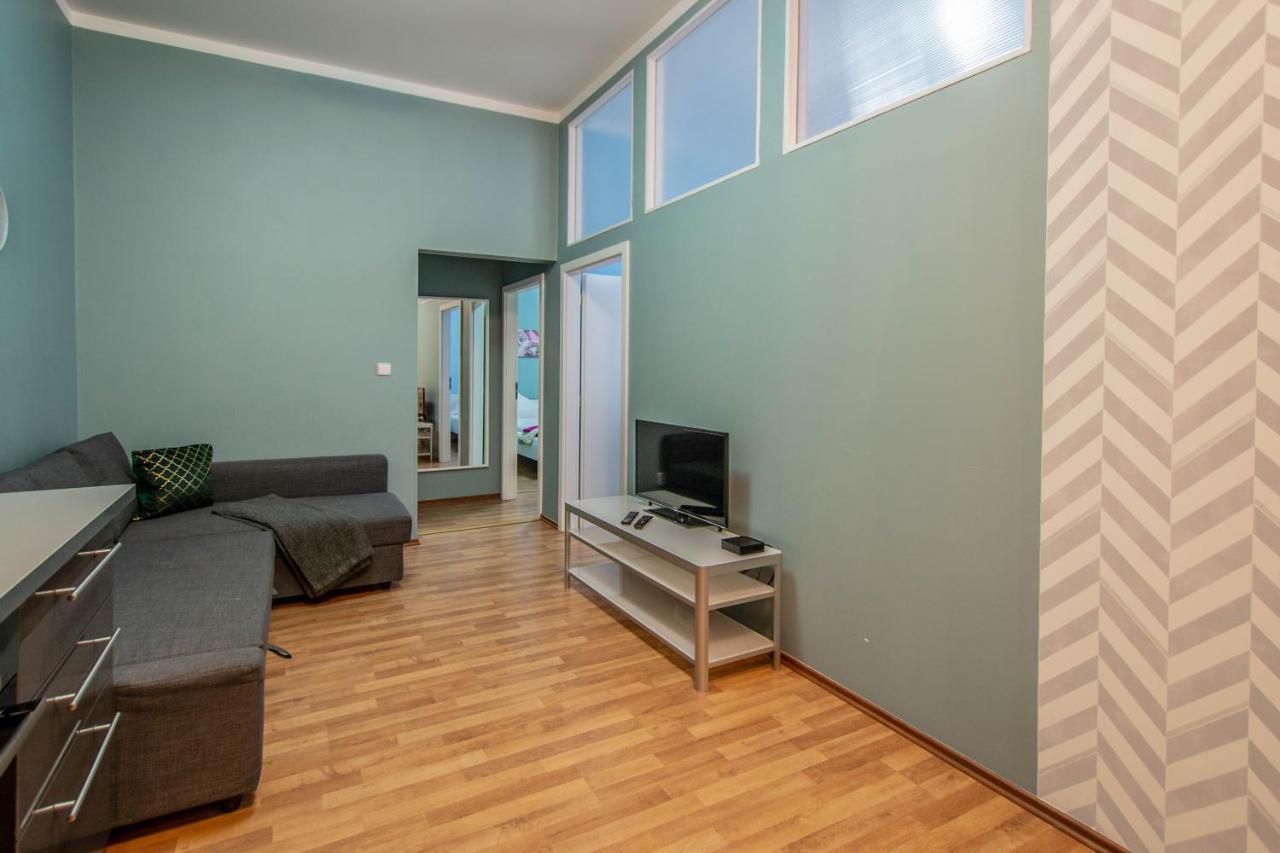 Ruzova By Ruterra Apartment Prag